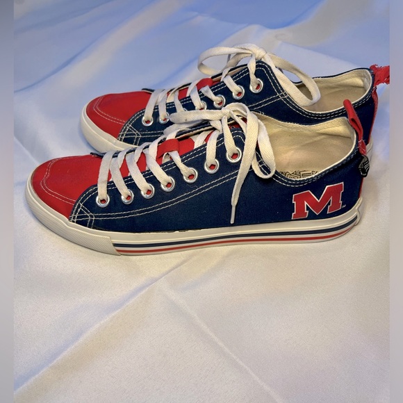 Ole Miss sneakers - Picture 1 of 7